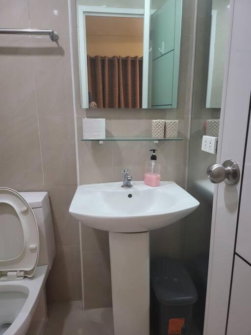 Kandi Resort-Type Spacious 1 Bedroom With Netflix And Free Housekeeping Angeles Exterior foto