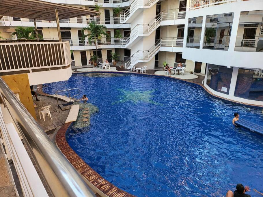 Kandi Resort-Type Spacious 1 Bedroom With Netflix And Free Housekeeping Angeles Exterior foto
